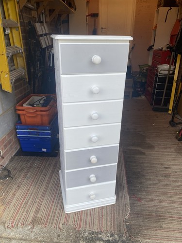 Pine chest drawers - of,