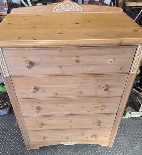 Solid pine chest - pine, of
