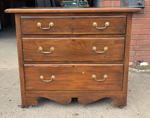 Vintage chest drawers - vintage, of