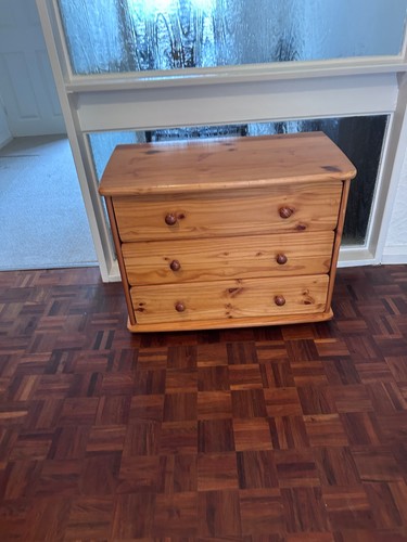 Vintage solid pine chest - solid, of