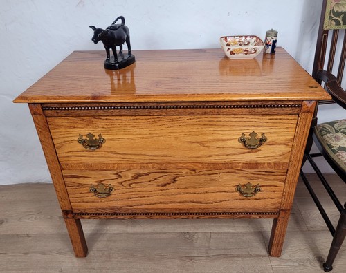 Vintage chest drawers - vintage, of