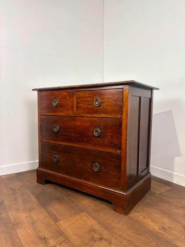 Vintage oak two - over,
