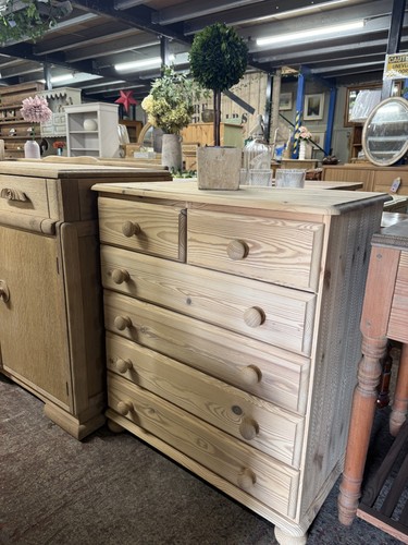 Stripped pine chest drawers - stripped,