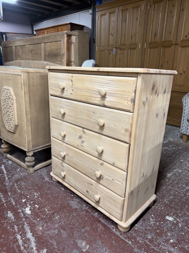 Stripped pine chest drawers - stripped,