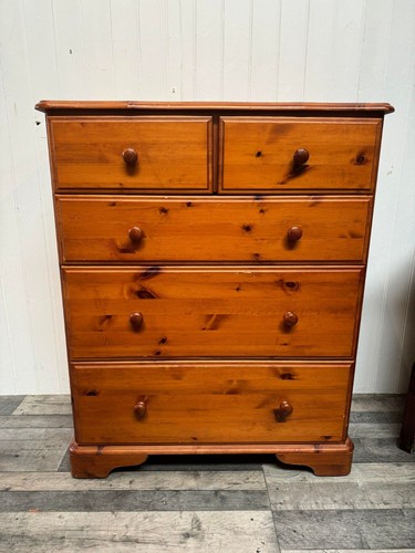 Quality solid pine chest - solid, of