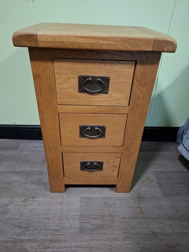 Solid oak chest drawers - solid, of